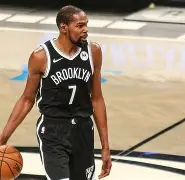 九游体育下载-Uzi迎来十二赛季高光表现浙江队强势反弹备战欧联，CBA常规赛使命明确看傻球迷